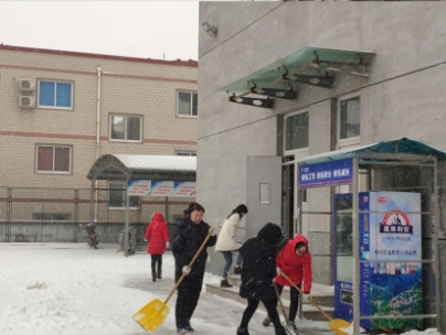 郑州工厂多举措应对暴雪严寒天气--集团供稿001.jpg