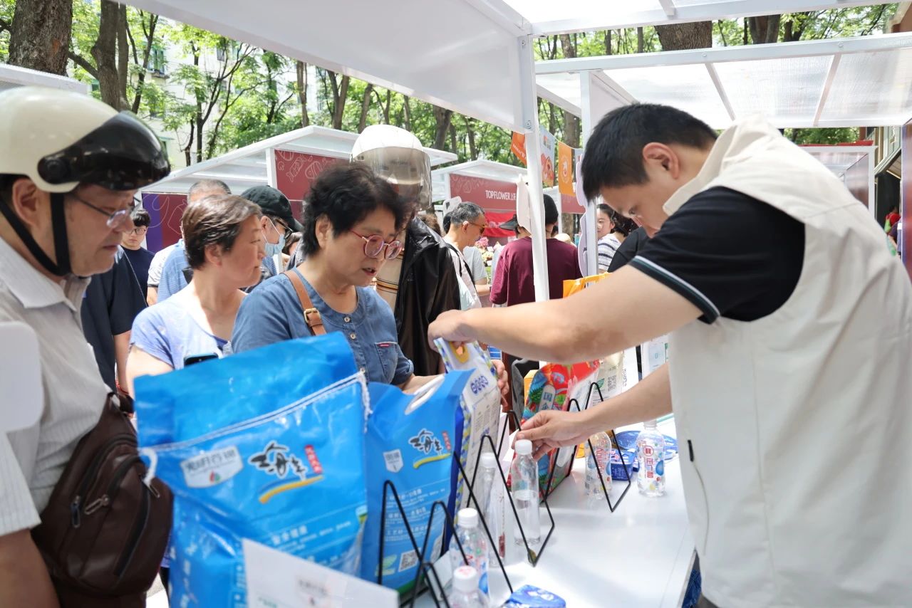 光明谷锦品牌势能持续释放.jpg 光明谷锦品牌势能持续释放.jpg